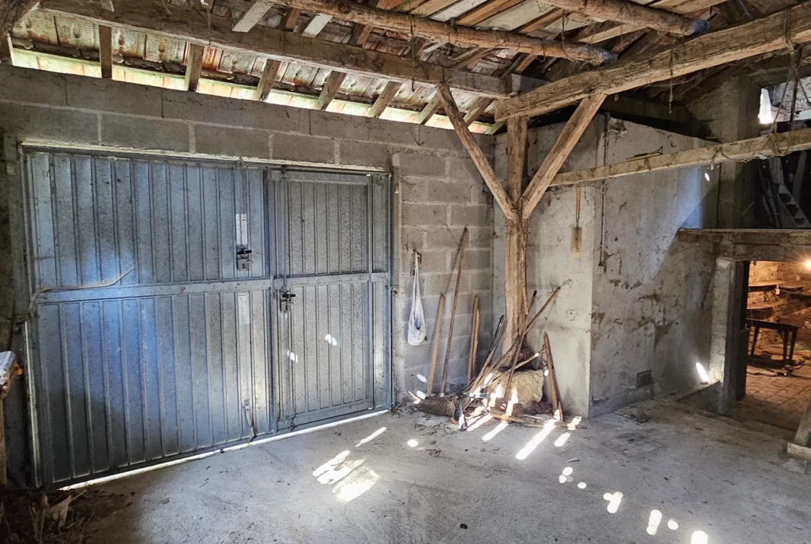 Maison à vendre de 75 m² proche Varzy avec grand terrain et potentiel d'aménagement 