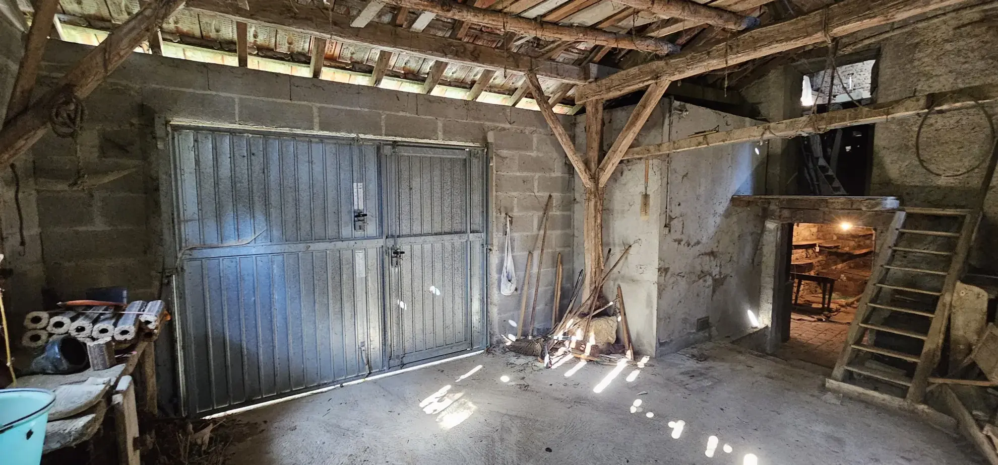 Maison à vendre de 75 m² proche Varzy avec grand terrain et potentiel d'aménagement 