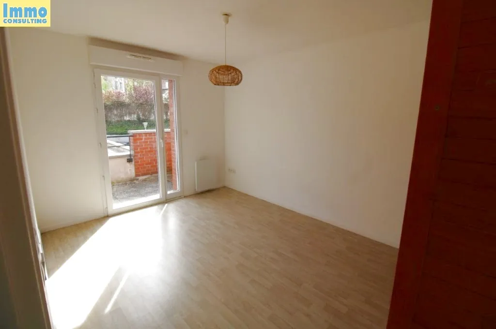 Appartement T3 avec terrasse et garage à Valenciennes proche du parc de la Rhônelle 