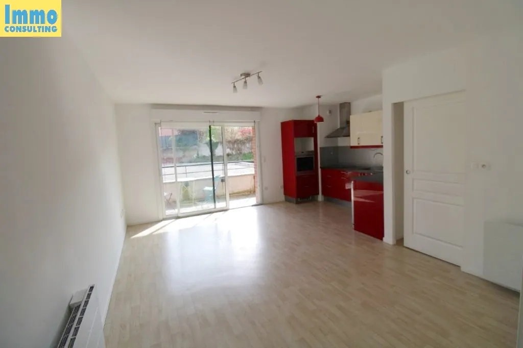 Appartement T3 avec terrasse et garage à Valenciennes proche du parc de la Rhônelle 