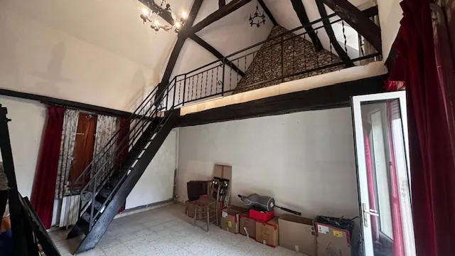 Belle maison à vendre à Liancourt près de Rantigny avec garage et dépendance 