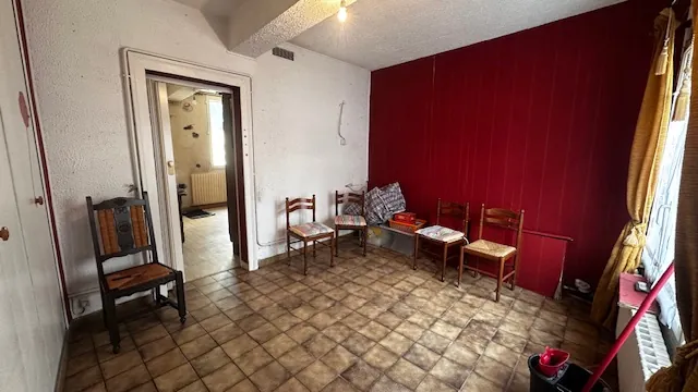 Belle maison à vendre à Liancourt près de Rantigny avec garage et dépendance 