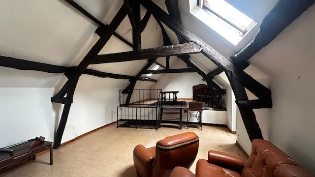 Belle maison à vendre à Liancourt près de Rantigny avec garage et dépendance 