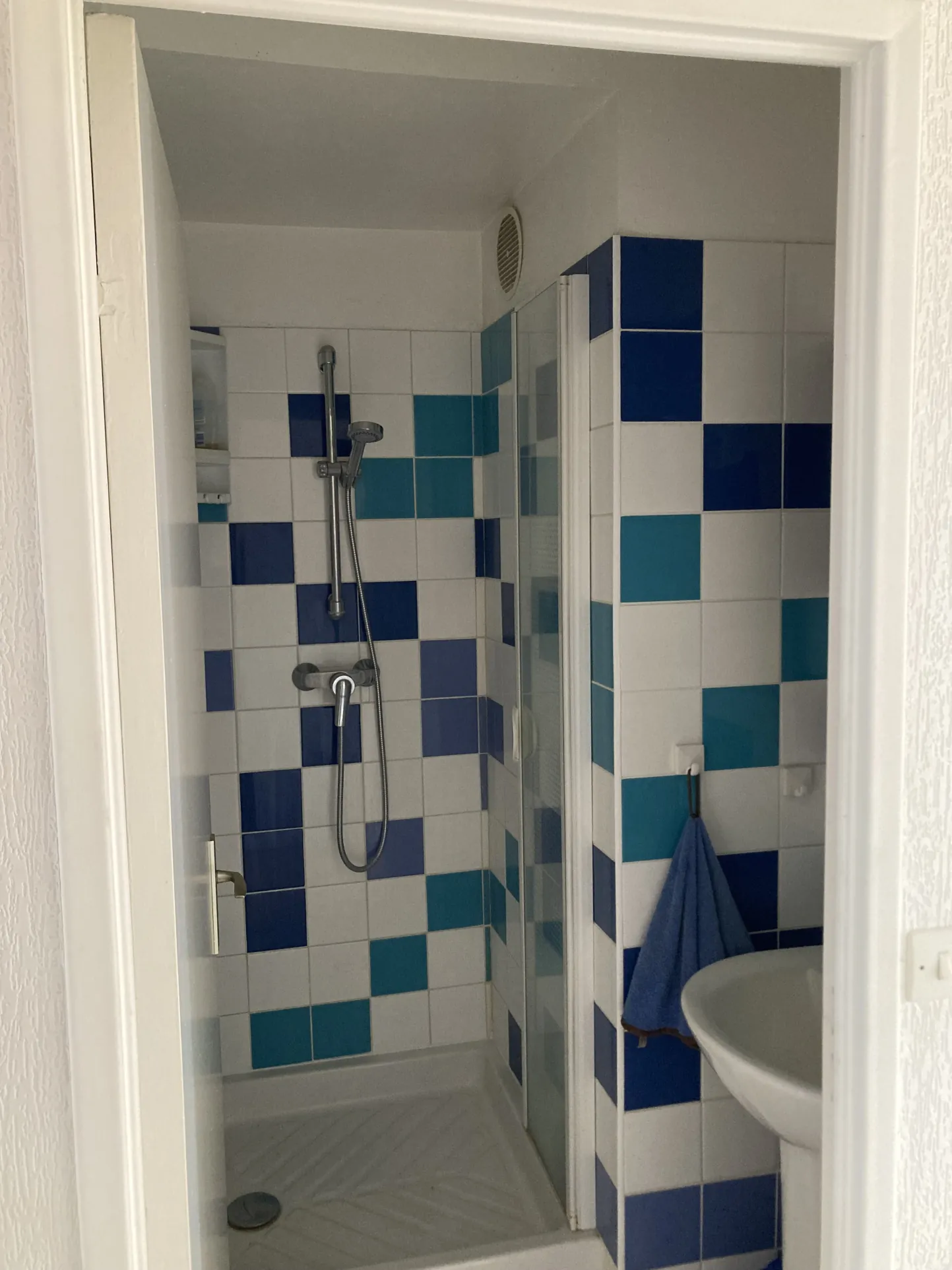 Charmant duplex F4 de 71,5 m² à Roissy-en-France avec parking et cave 