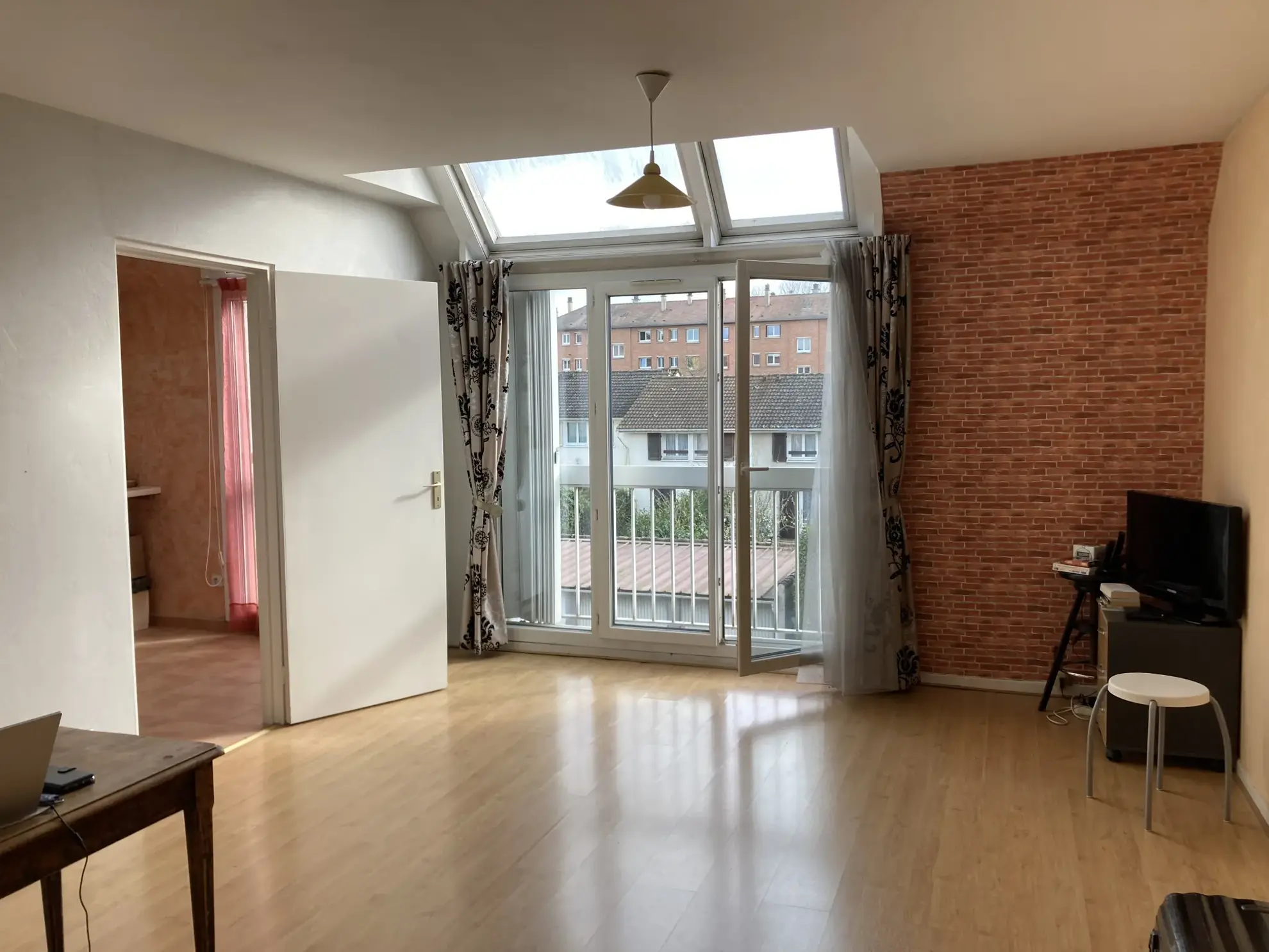 Charmant duplex F4 de 71,5 m² à Roissy-en-France avec parking et cave 