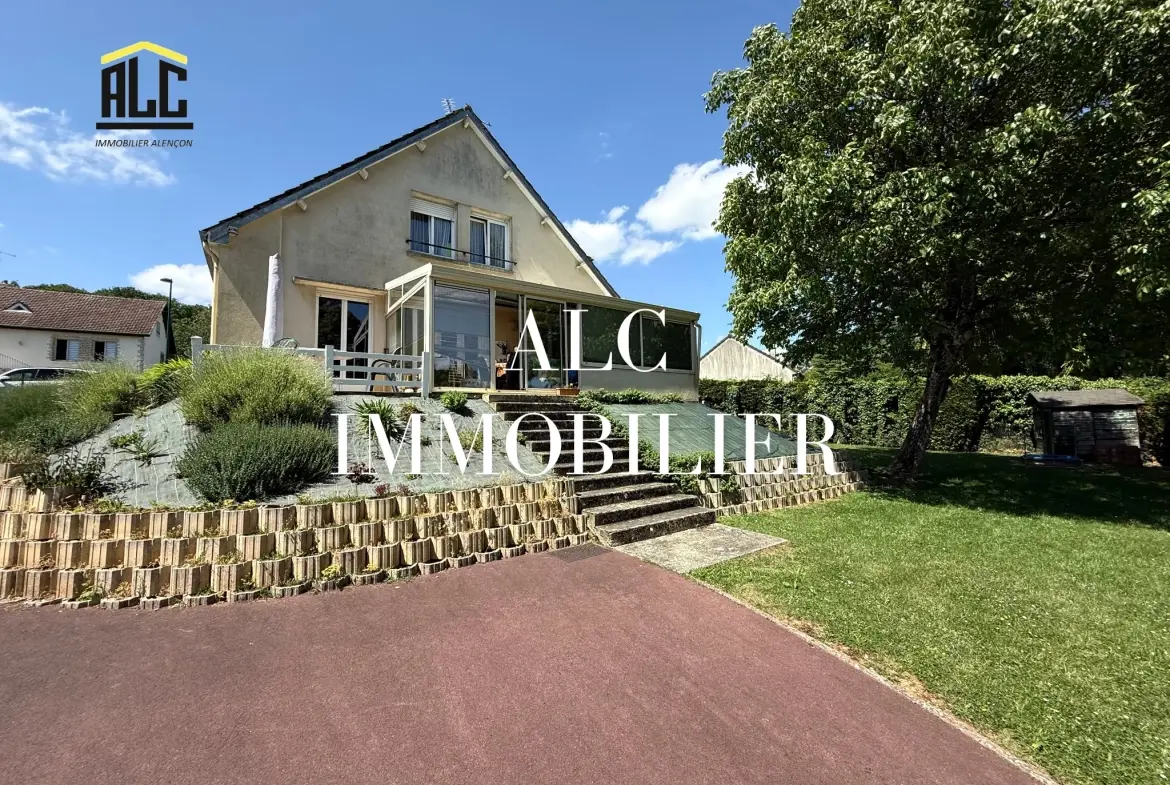Belle maison avec studio indépendant à vendre dans le secteur d'Écouves, Alençon 