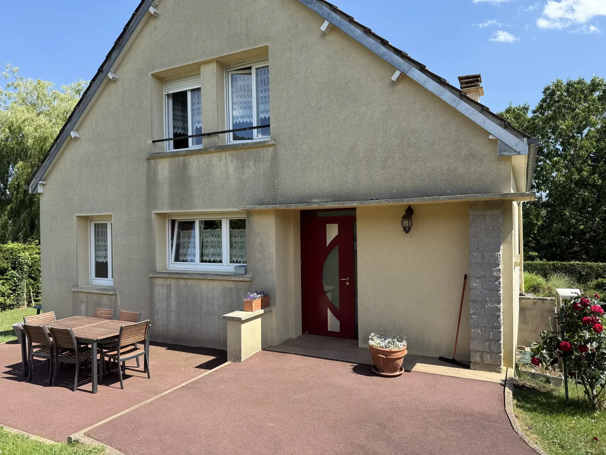 Belle maison avec studio indépendant à vendre dans le secteur d'Écouves, Alençon 