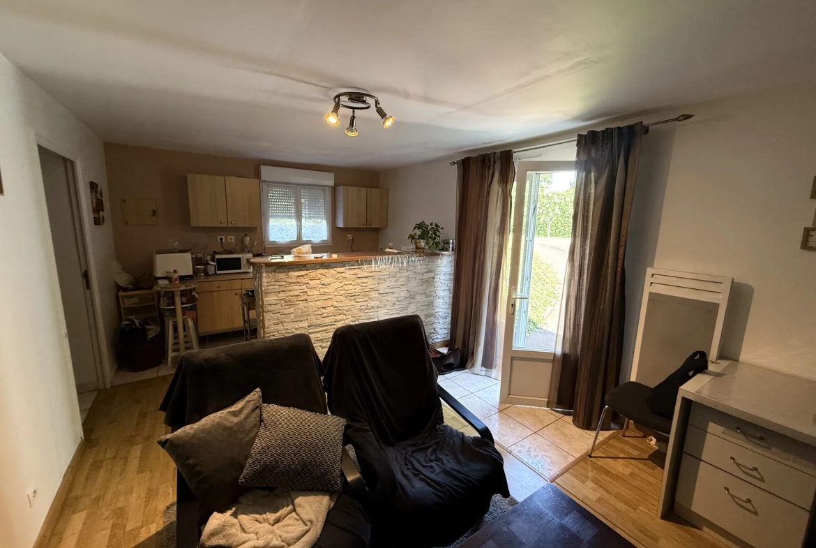 Belle maison avec studio indépendant à vendre dans le secteur d'Écouves, Alençon 