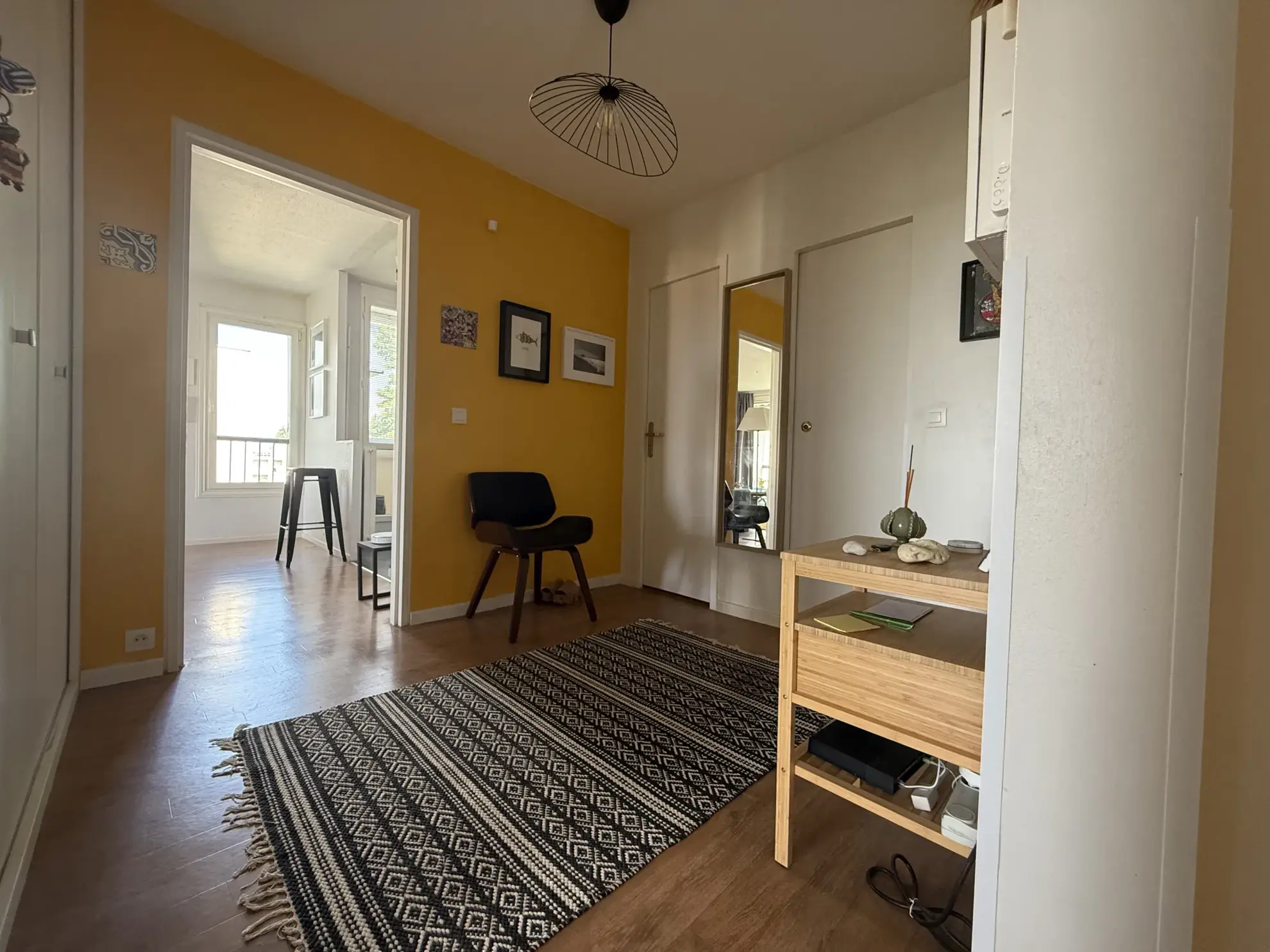 A vendre appartement T4 de 83,73 m² à Cenon, proche commodités 