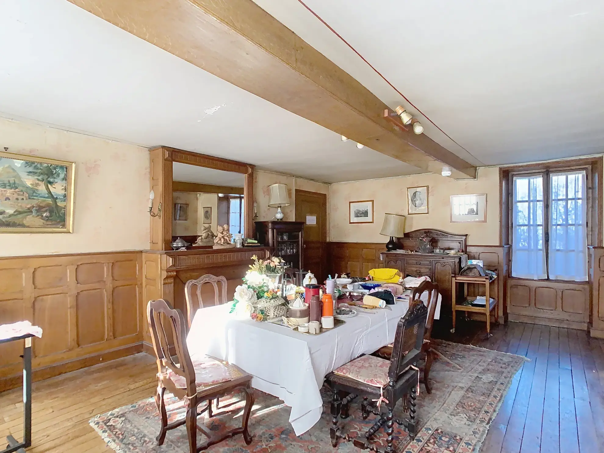 Grande maison de village avec appartement indépendant à Champagnat en Creuse 