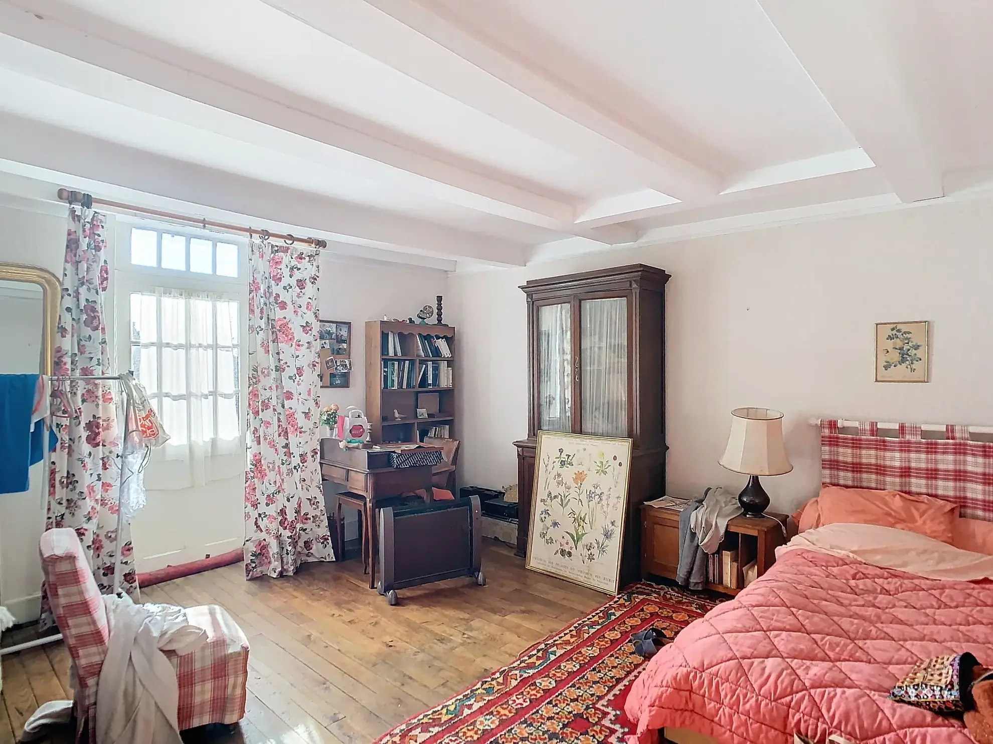Grande maison de village avec appartement indépendant à Champagnat en Creuse 