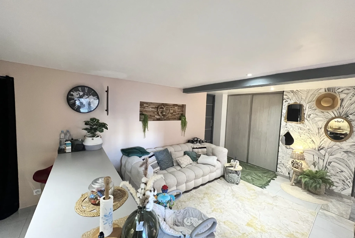 Appartement 3 pièces à vendre à Trans-en-Provence – 53 m² 