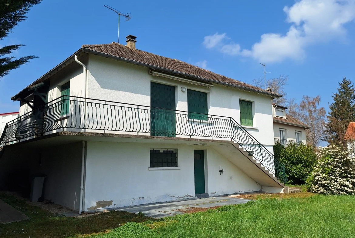 Charmante maison à vendre à Auxerre de 88m² avec terrain de 792 m² 
