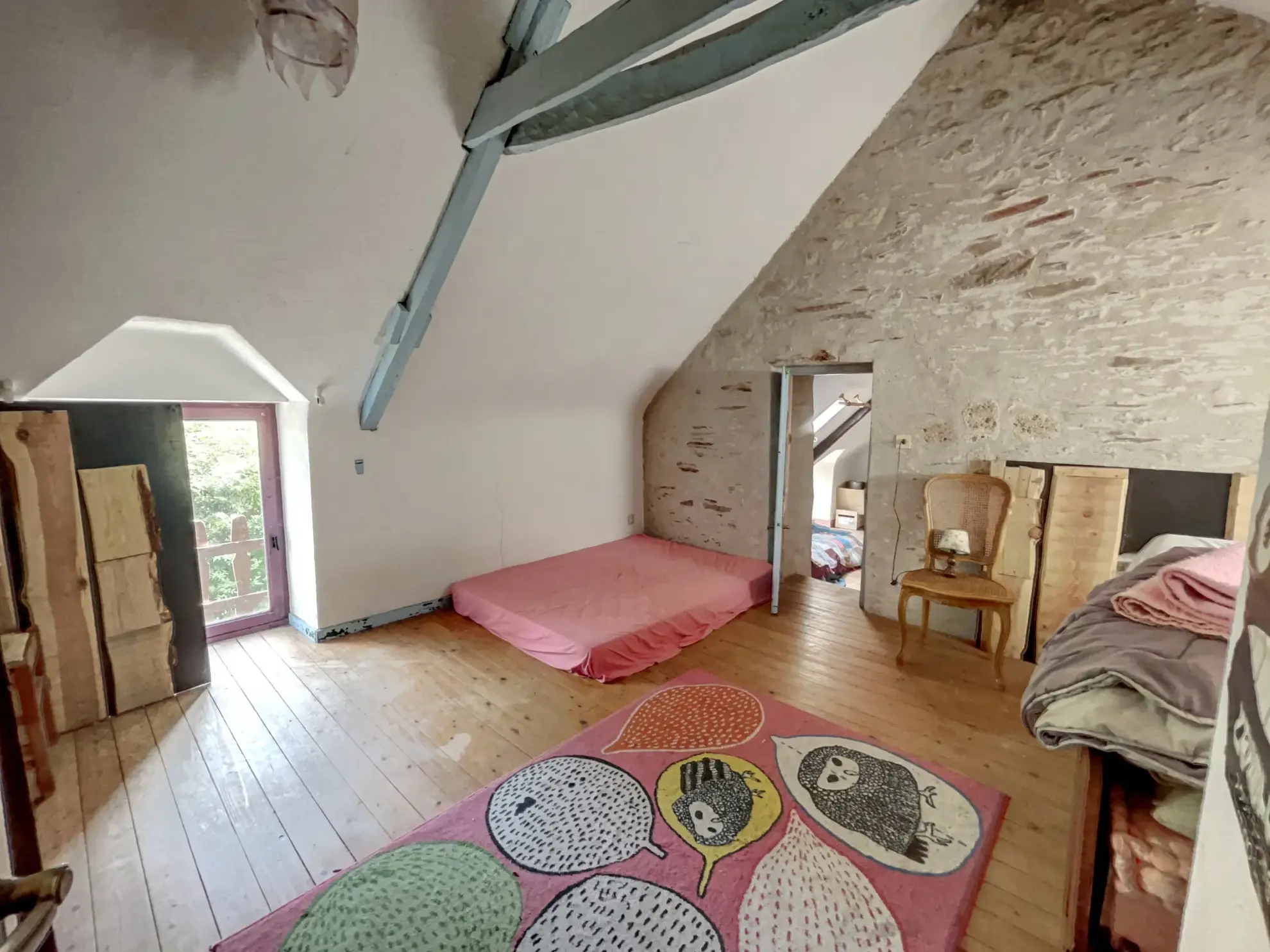 Longère en campagne à Guenin avec terrain de 1298 m², 2 chambres, proche de la rivière 