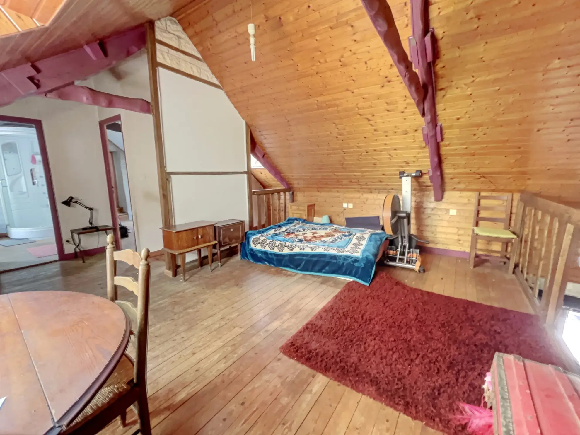 Longère en campagne à Guenin avec terrain de 1298 m², 2 chambres, proche de la rivière 