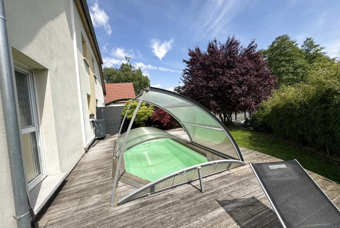 Bel appartement triplex avec jardin, piscine et garage à Michelbach le haut 