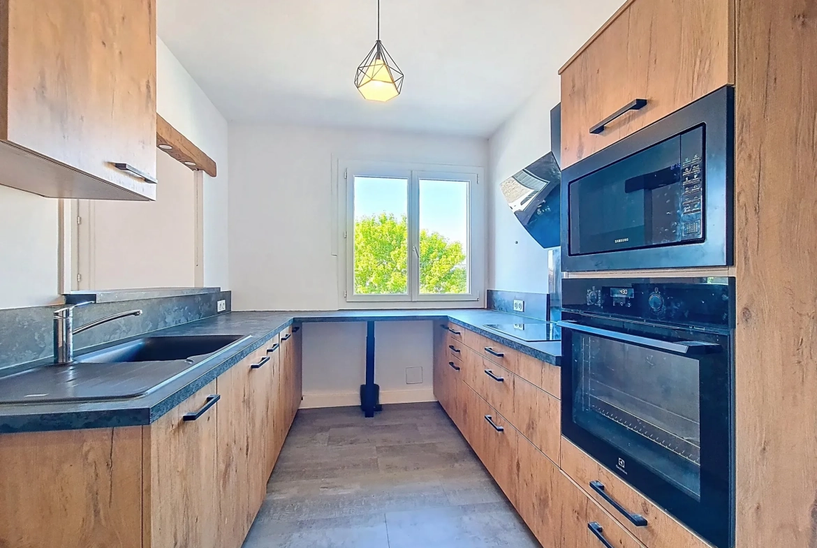 Appartement T3 lumineux de 68m² à La Tronche, idéal investisseur ou premier achat 