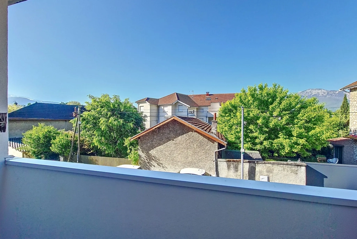 Appartement T3 lumineux de 68m² à La Tronche, idéal investisseur ou premier achat 