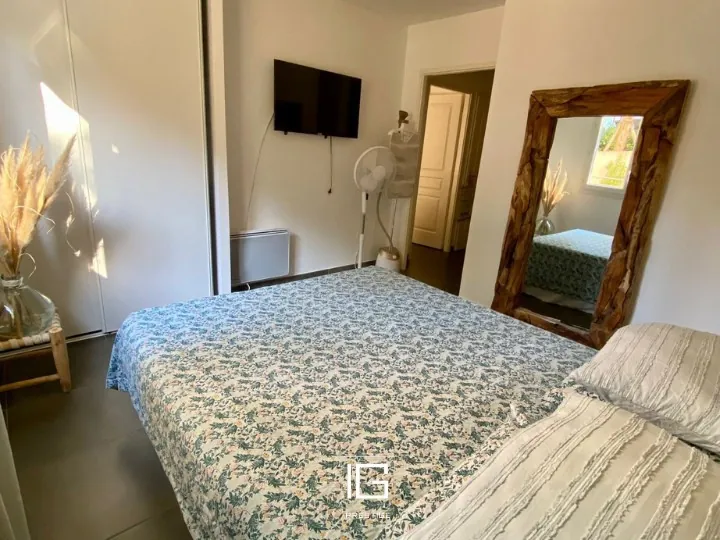 Appartement T2 avec terrasse et box en résidence sécurisée à Toulon 