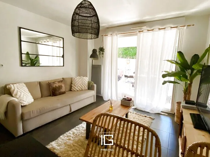 Appartement T2 avec terrasse et box en résidence sécurisée à Toulon 