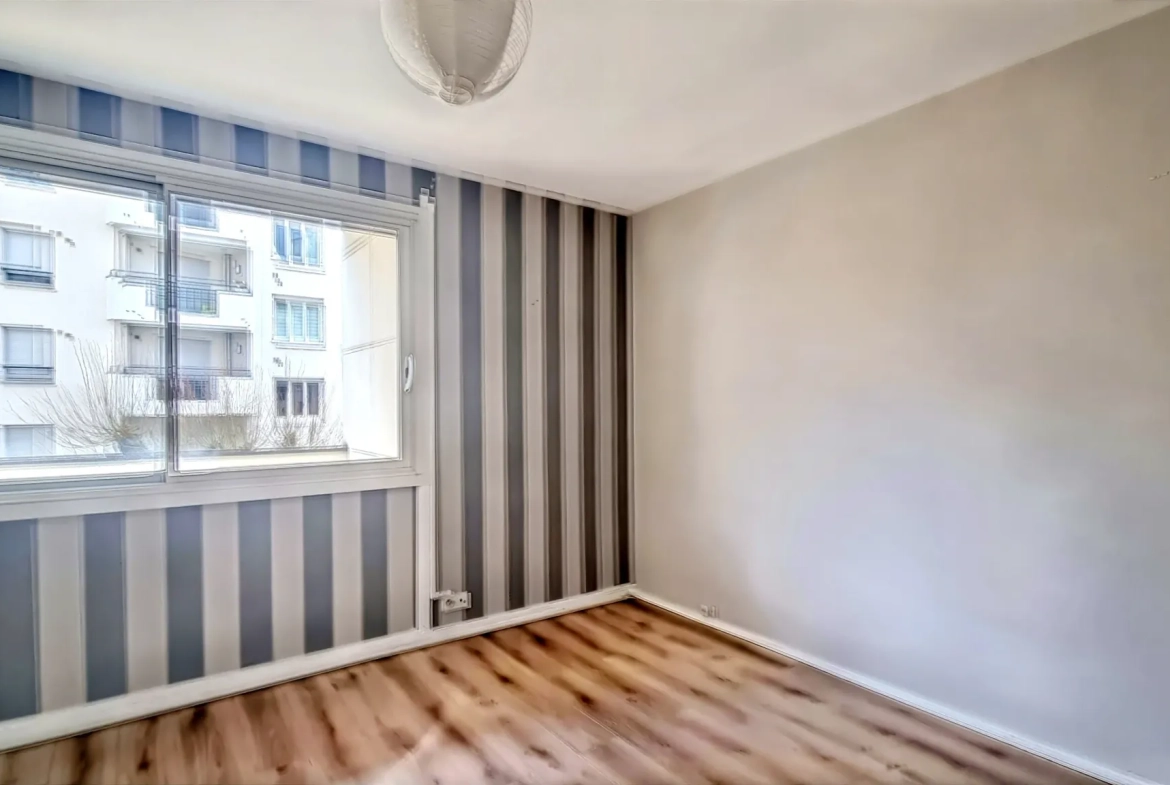 Appartement F3 avec balcon et parking près de la place de Jaude à Clermont-Ferrand 