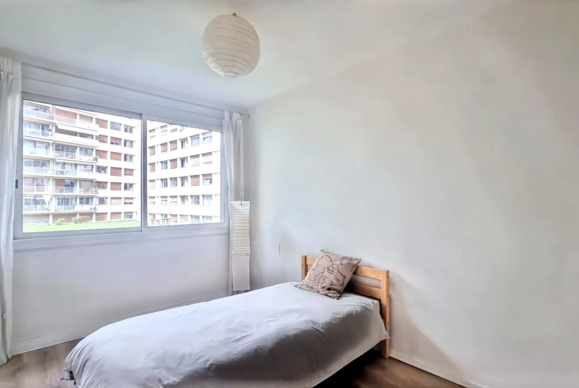 Appartement F3 avec balcon et parking près de la place de Jaude à Clermont-Ferrand 
