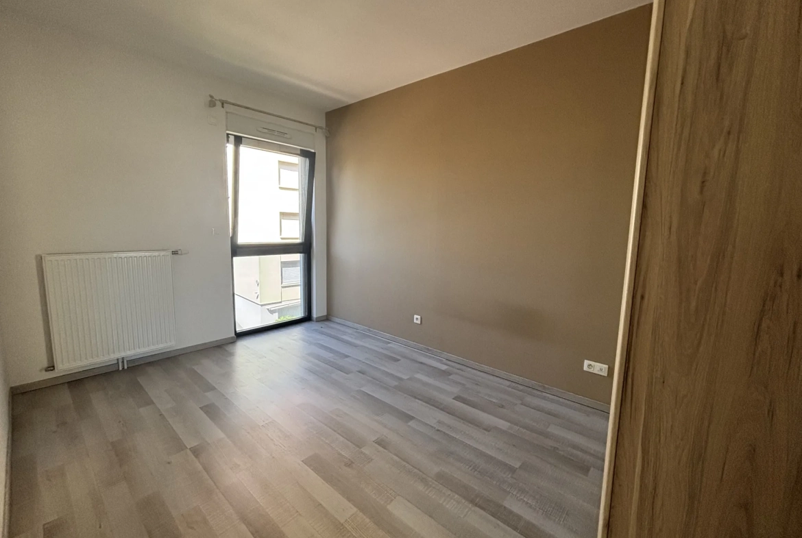 Appartement T3 récent à Sélestat avec terrasse, garage et cave - idéal famille 