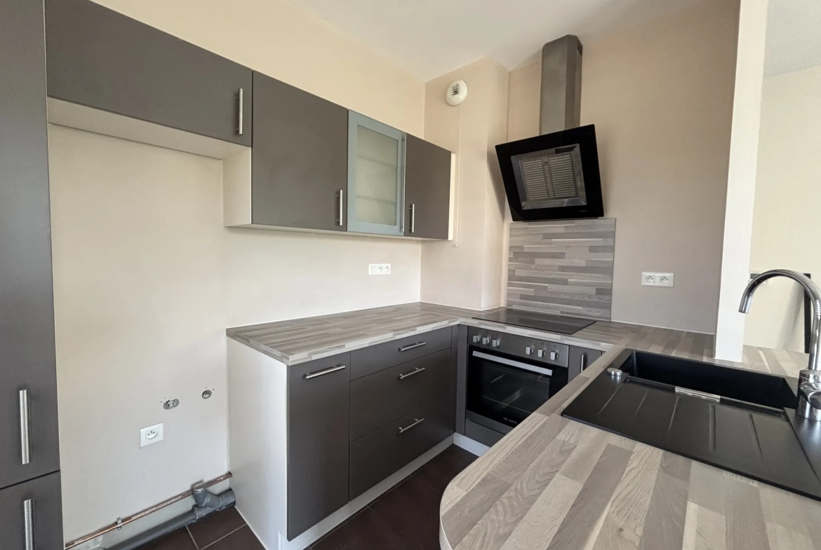 Appartement T3 récent à Sélestat avec terrasse, garage et cave - idéal famille 