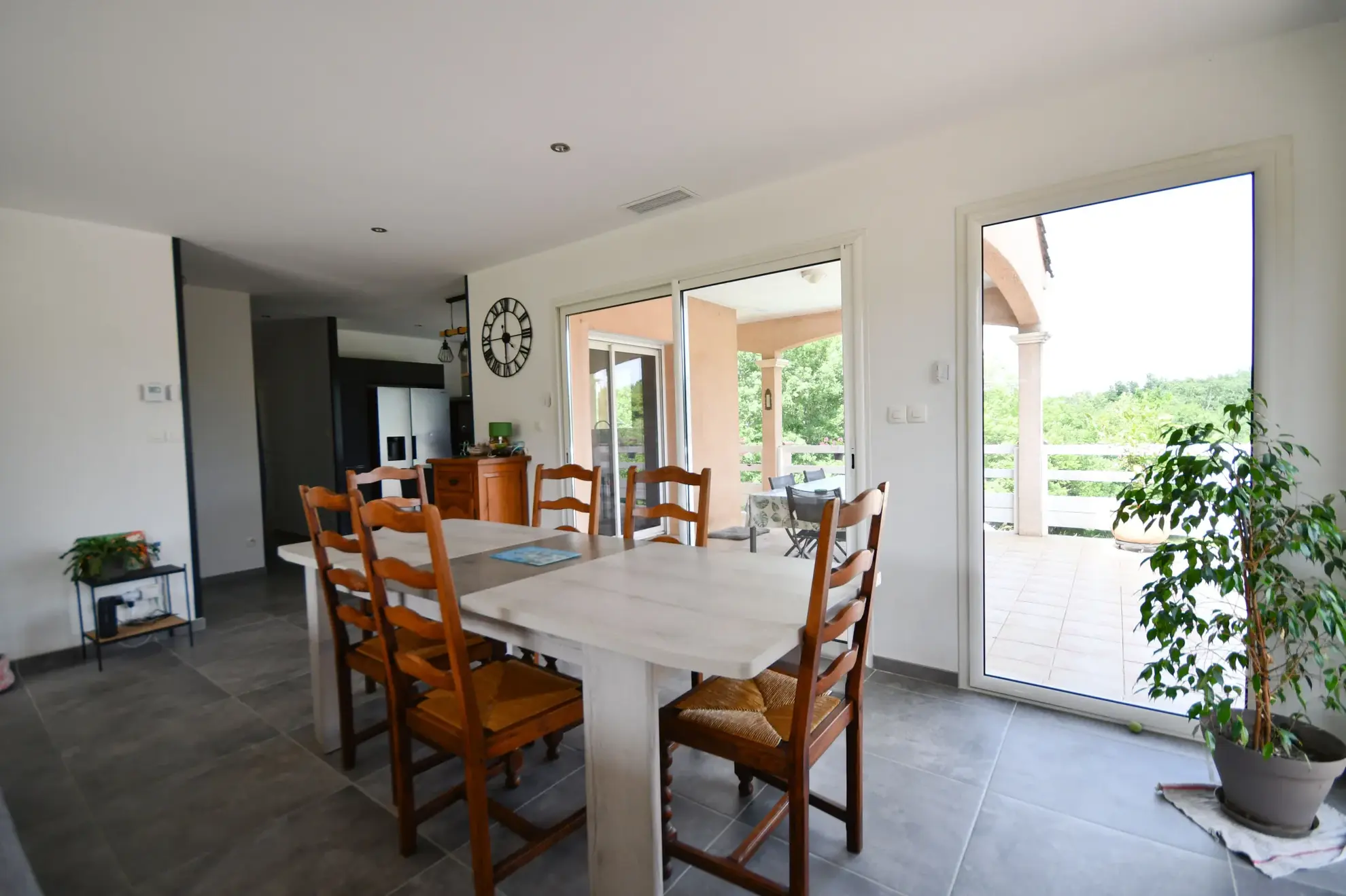 Belle maison de 107 m² avec piscine et grand terrain à Aubiac 