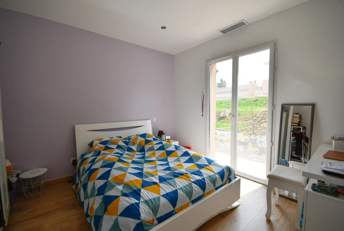 Belle maison de 107 m² avec piscine et grand terrain à Aubiac 