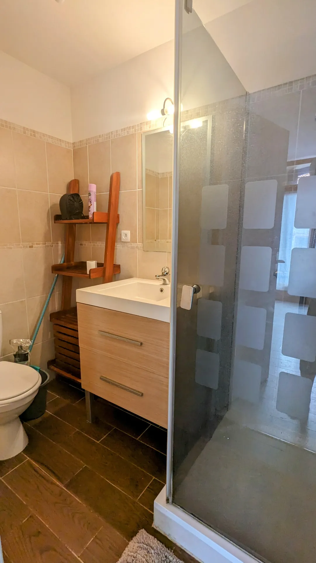 Studio meublé avec balcon à Saint-André - Investissement ou pied-à-terre 