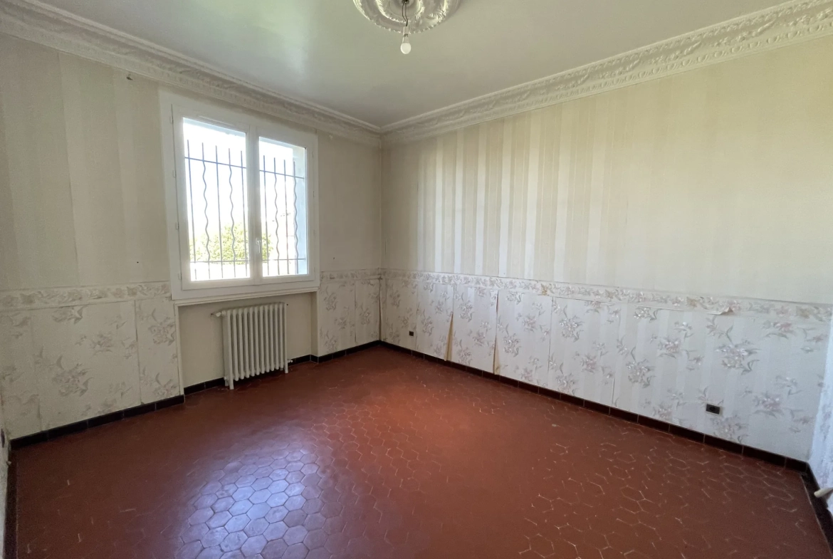 Appartement 3 pièces avec jardin, véranda et garage double à Marseille 