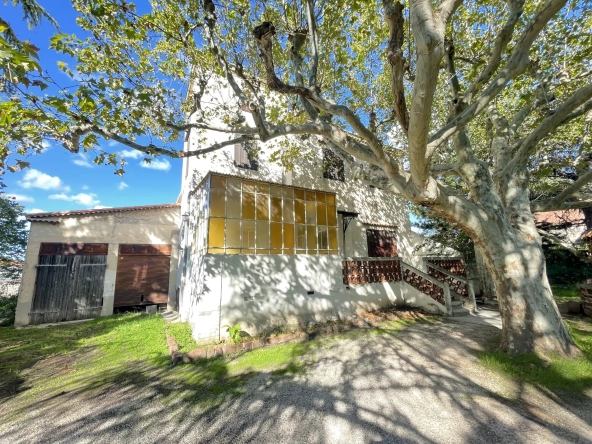 Appartement 3 pièces avec jardin, véranda et garage double à Marseille