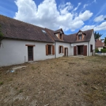 Maison à vendre avec jardin, garage et travaux à prévoir à Villefranche sur Cher