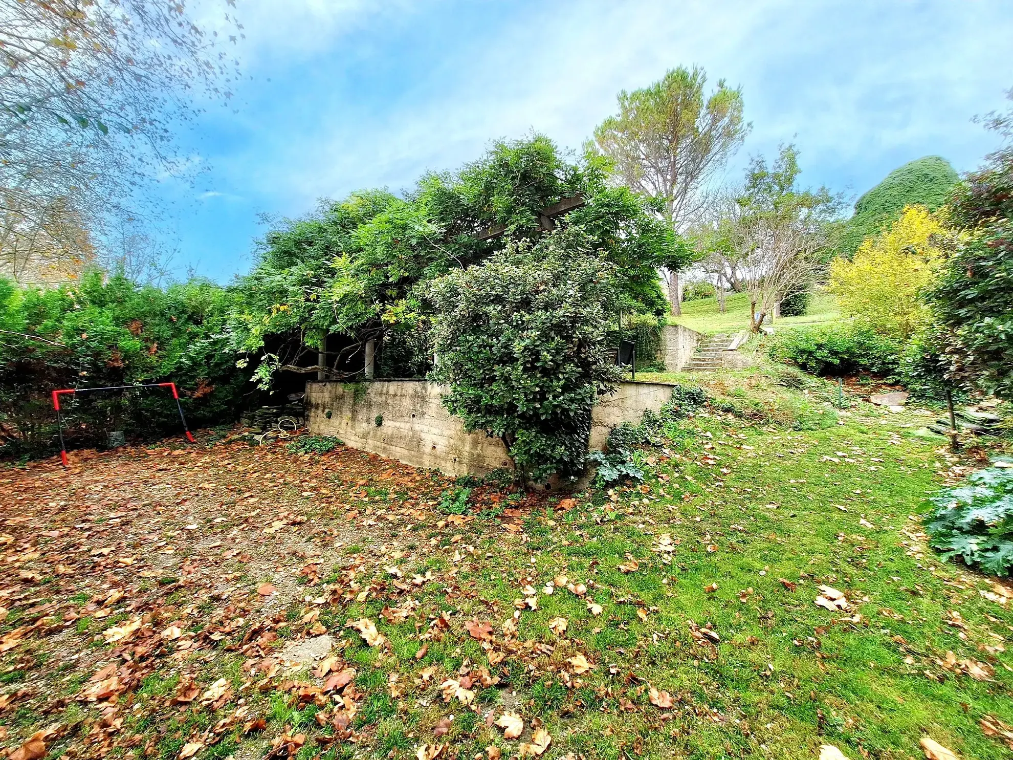 Vente maison à Puylaurens avec garage, jardin et potentiel professionnel 