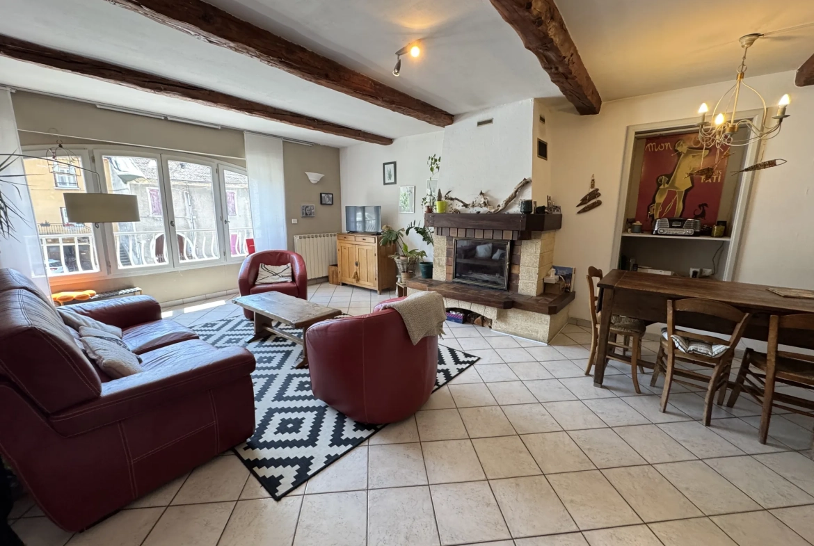 Maison de village lumineuse avec garage et terrasse à La Saulce (Hautes-Alpes) 