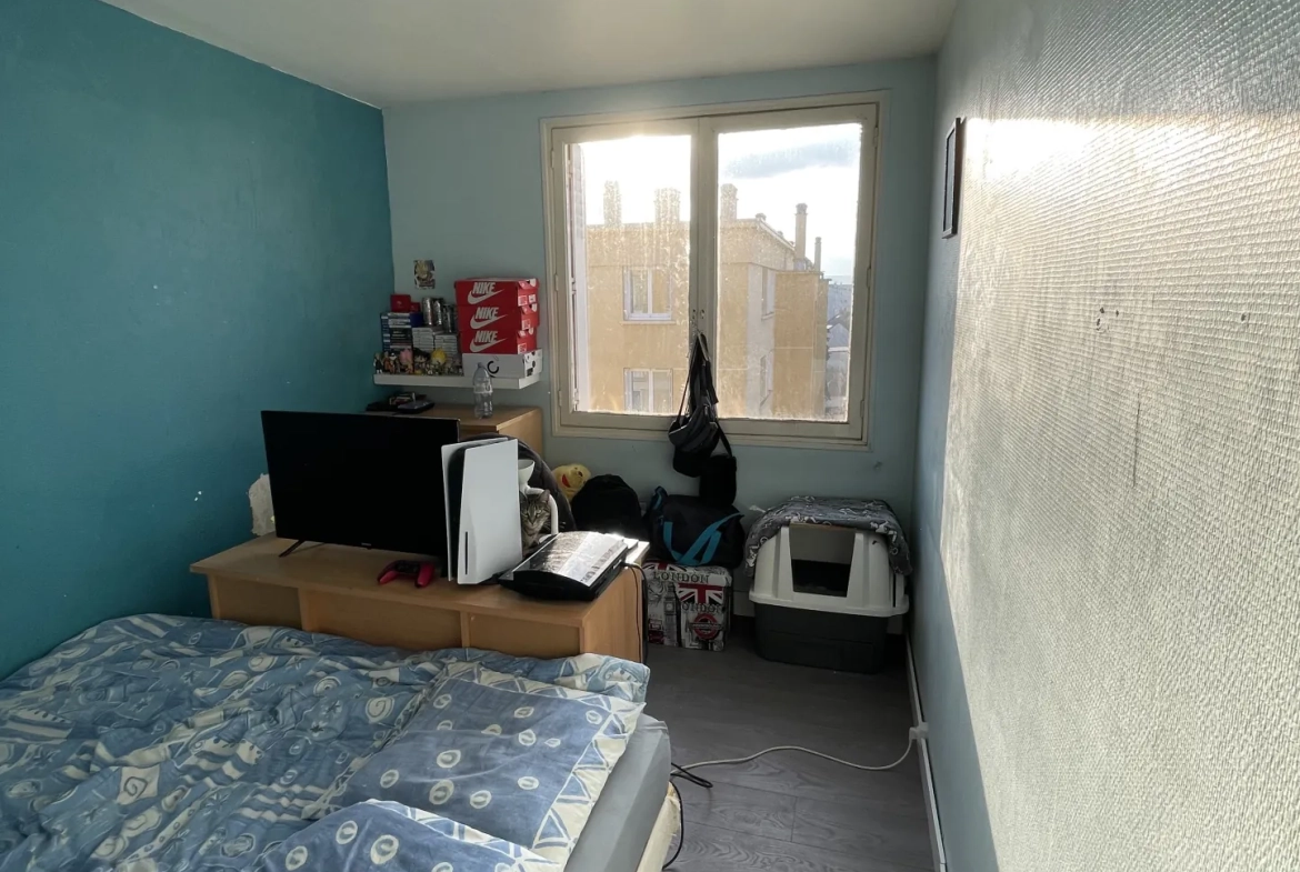 Appartement T4 à rénover avec 3 chambres à Conflans Sainte-Honorine 