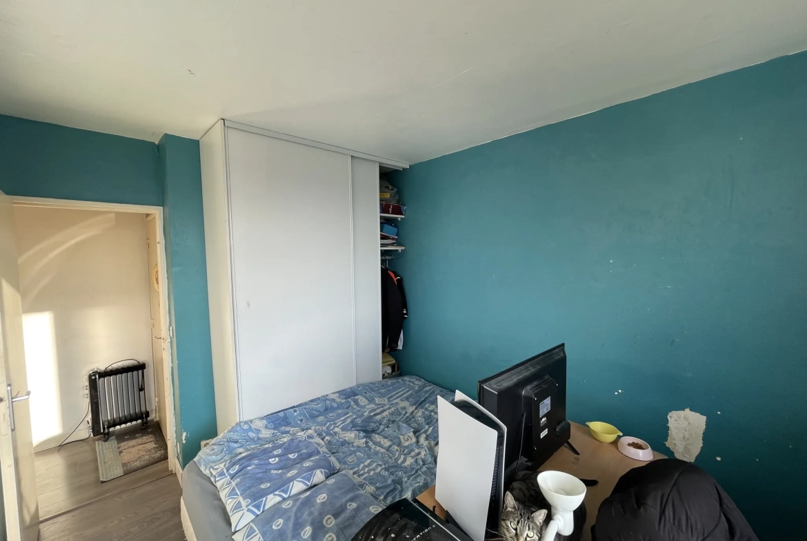 Appartement T4 à rénover avec 3 chambres à Conflans Sainte-Honorine 