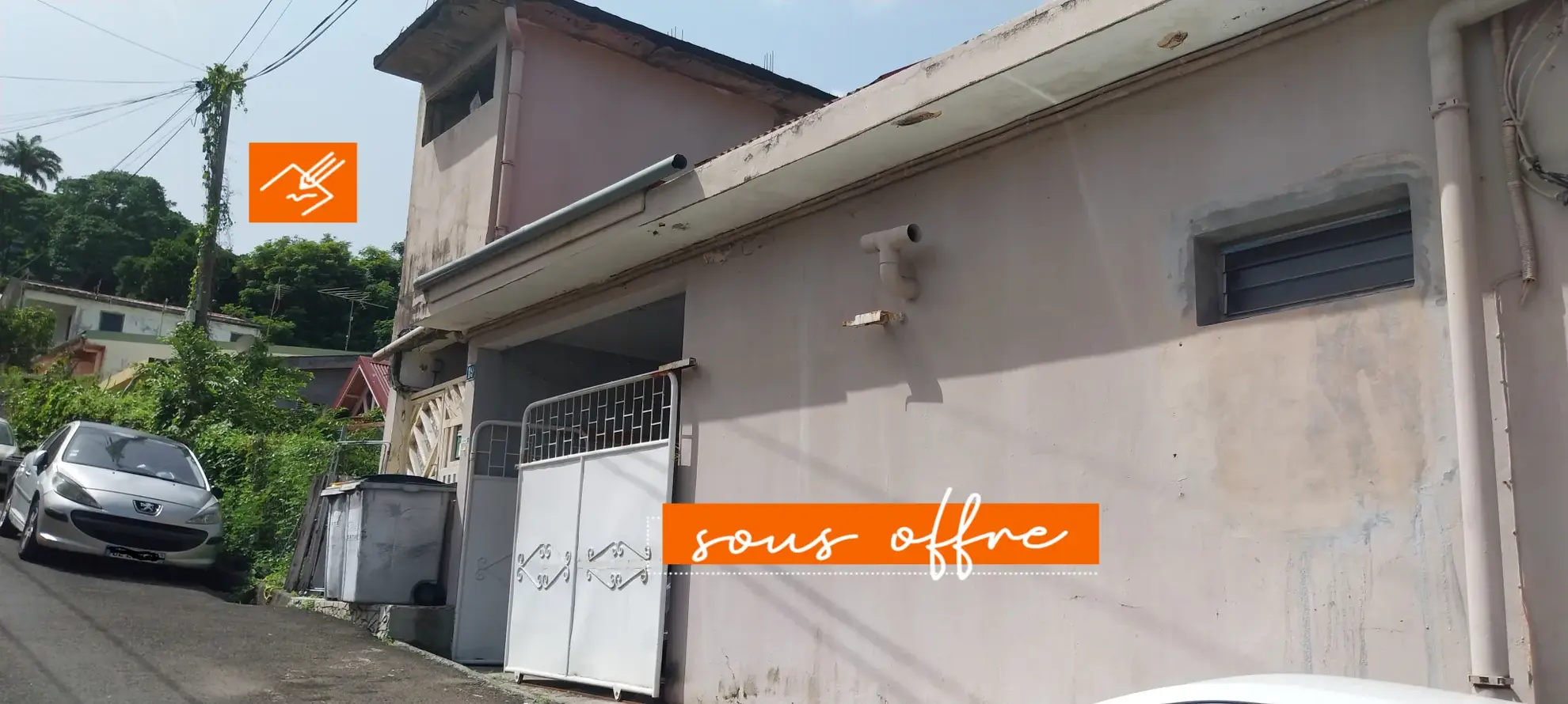 Belle maison F6 à Fort-de-France avec deux appartements, terrain et rendement locatif attractif 