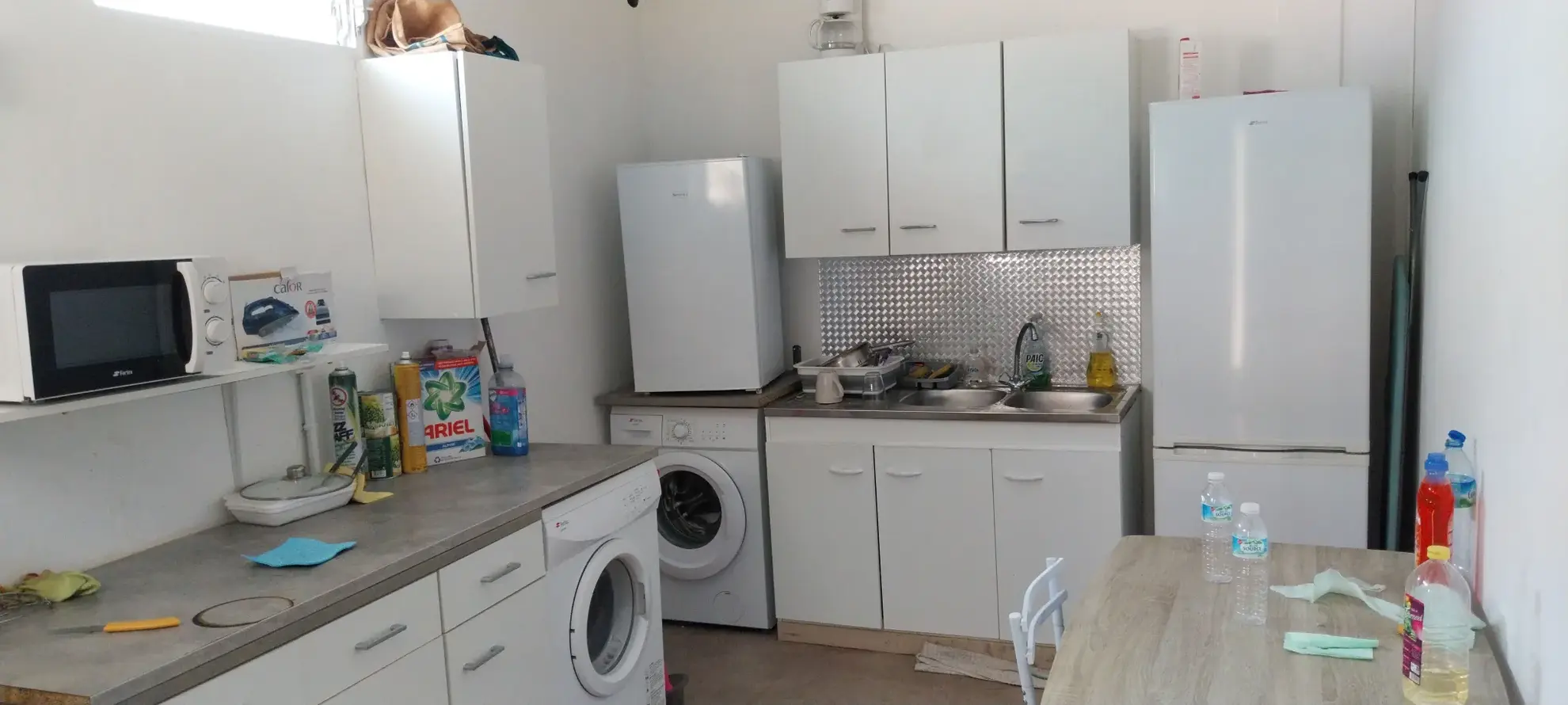 Belle maison F6 à Fort-de-France avec deux appartements, terrain et rendement locatif attractif 