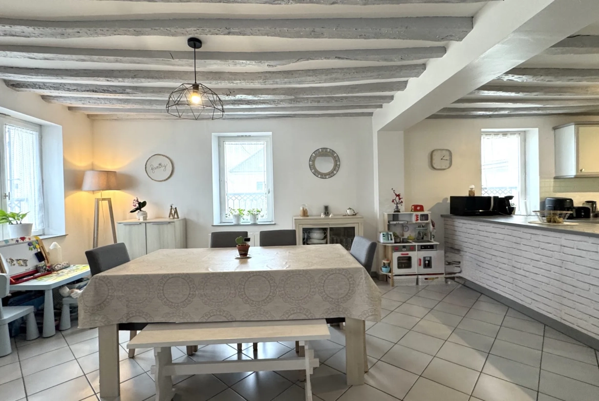Appartement lumineux avec terrasse, garage et 2 chambres à Varreddes 