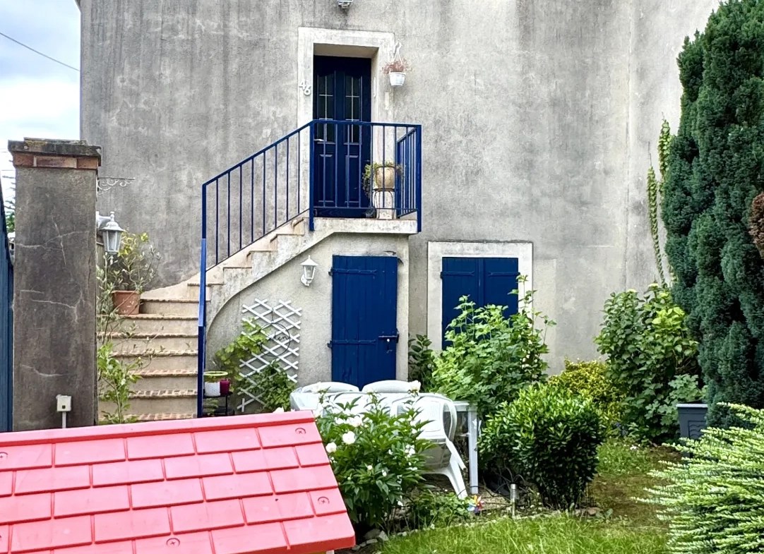 Appartement lumineux avec terrasse, garage et 2 chambres à Varreddes 