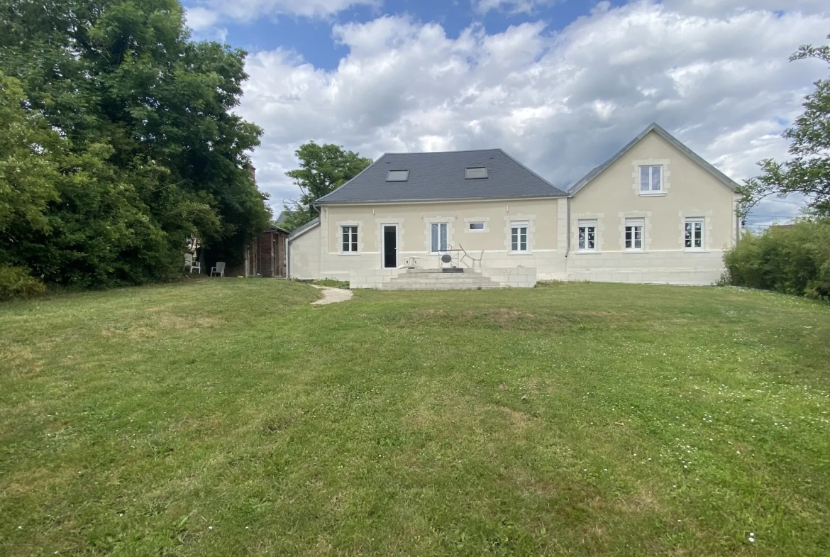 Maison spacieuse de 5 chambres proche Noyon et Roye avec garage et terrain 