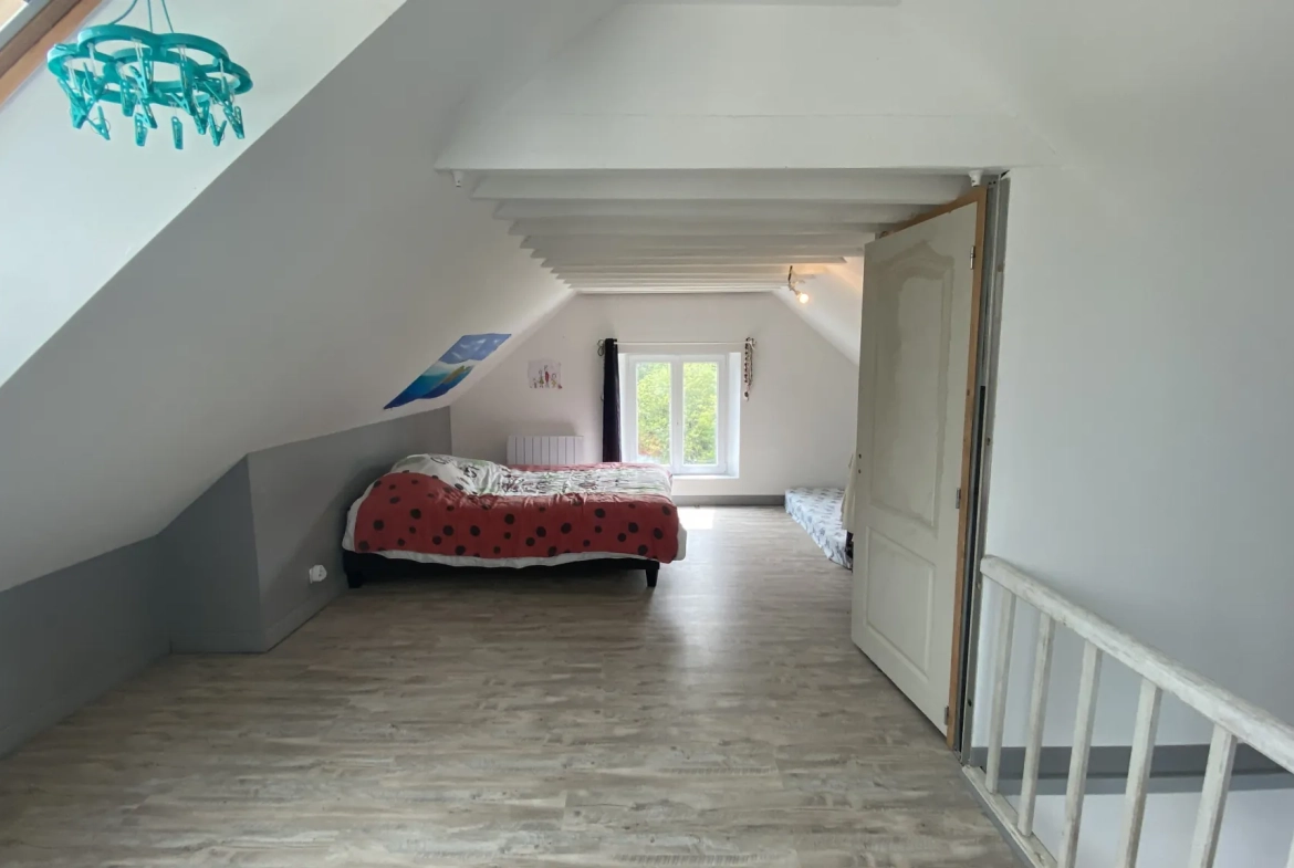 Maison spacieuse de 5 chambres proche Noyon et Roye avec garage et terrain 