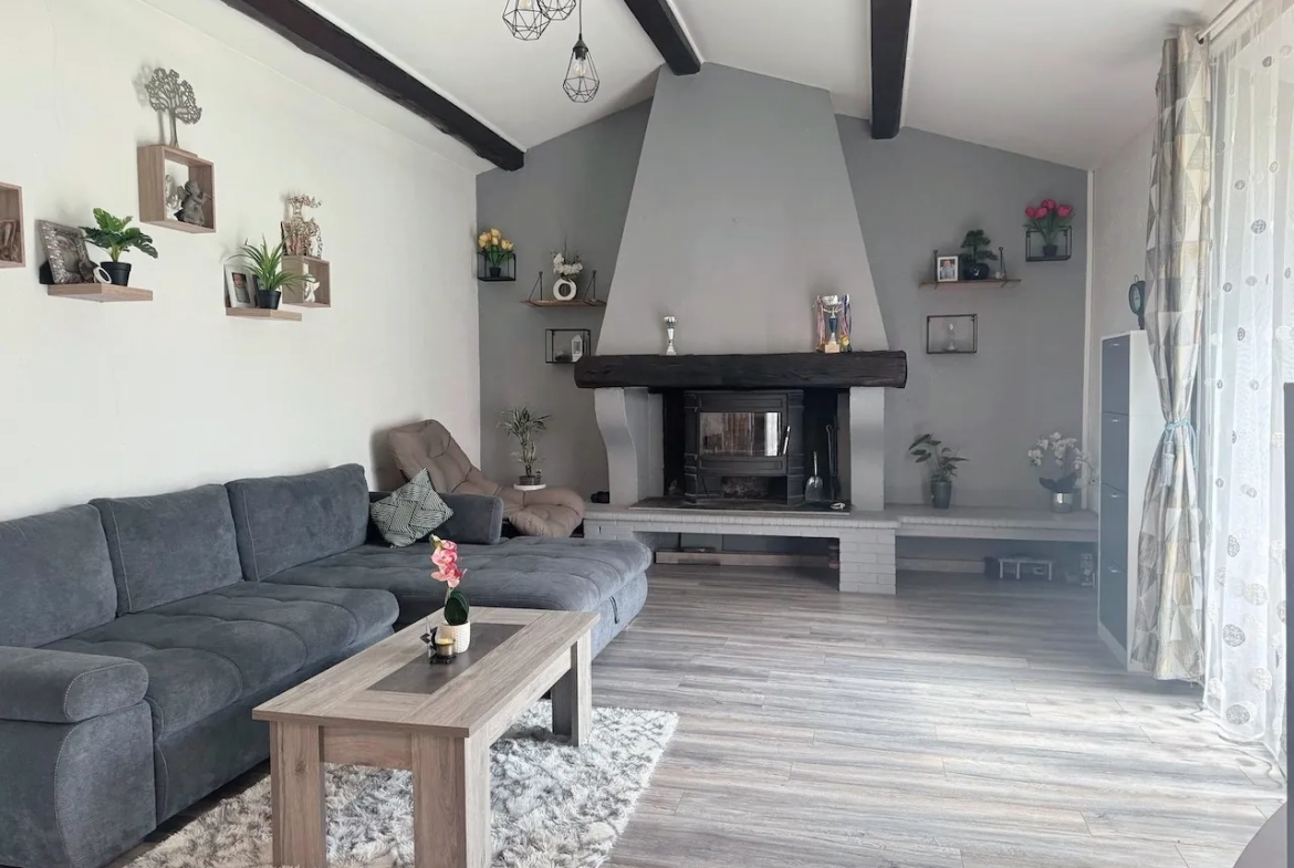 Belle maison 4 pièces de 124 m² avec jardin et terrasse à Fargues 