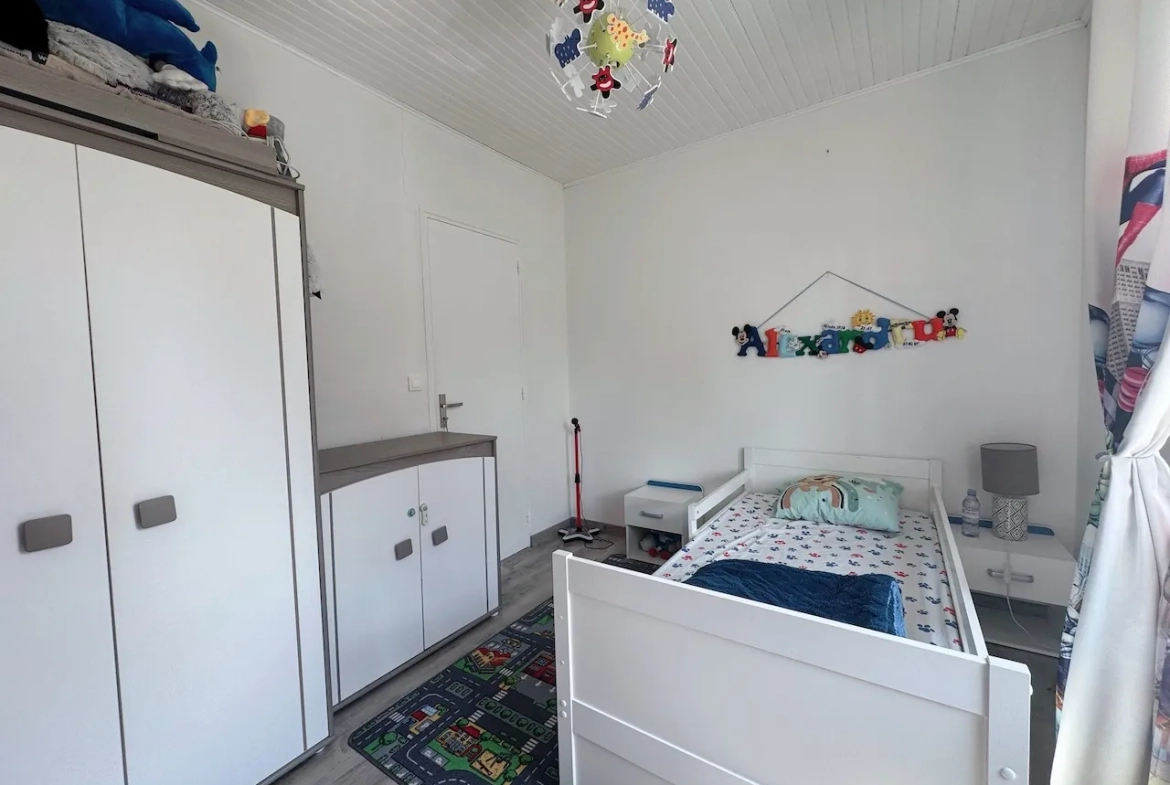 Belle maison 4 pièces de 124 m² avec jardin et terrasse à Fargues 