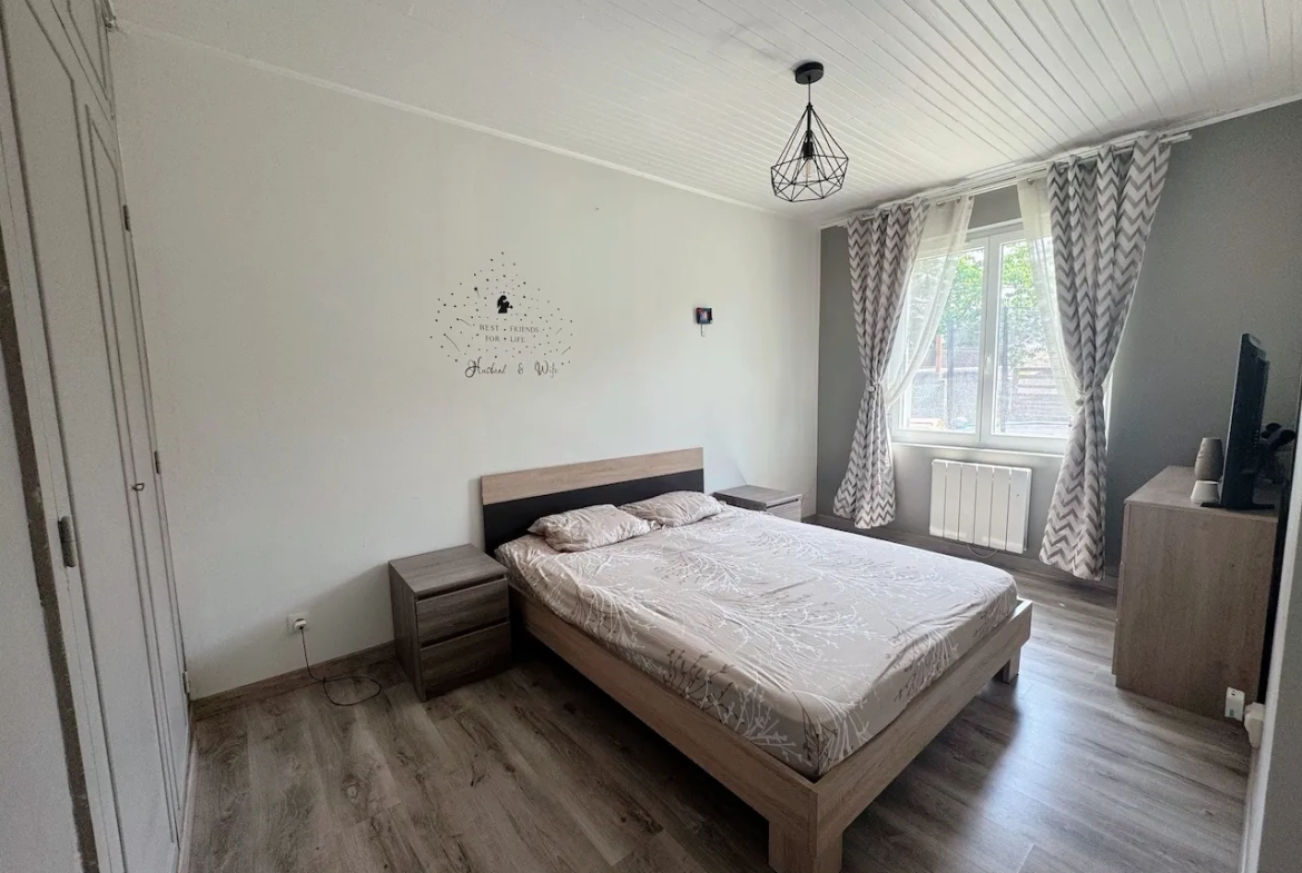 Belle maison 4 pièces de 124 m² avec jardin et terrasse à Fargues 