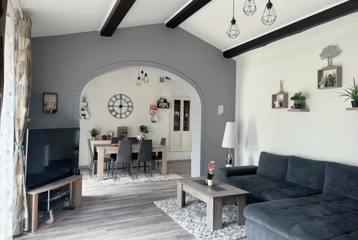 Belle maison 4 pièces de 124 m² avec jardin et terrasse à Fargues 