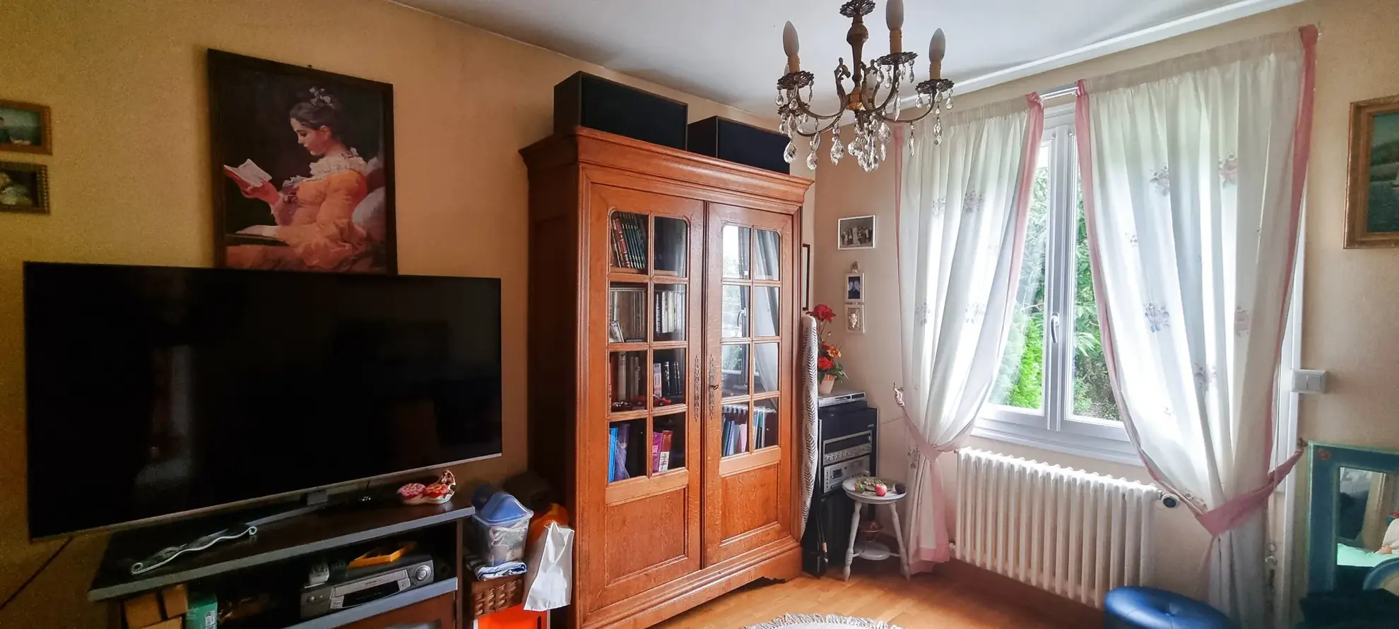 Charmante maison à Vendôme, proche TGV, terrain de 362 m² avec garage et terrasse 