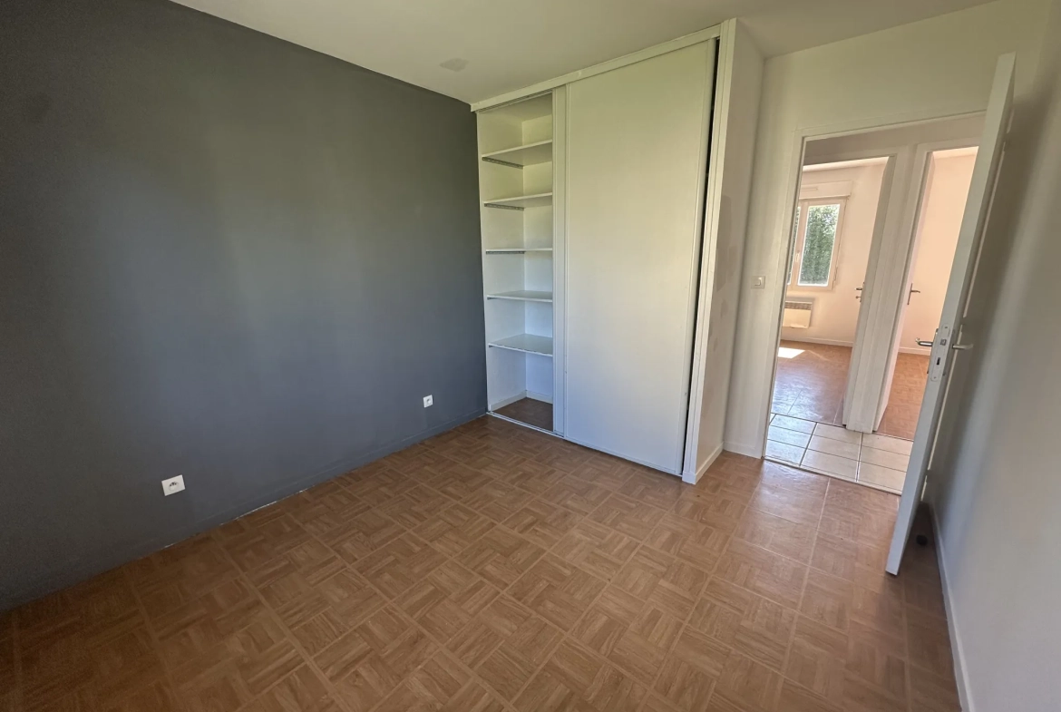 Maison de plain-pied avec 4 chambres à Fouqueville, proche écoles et commerces 